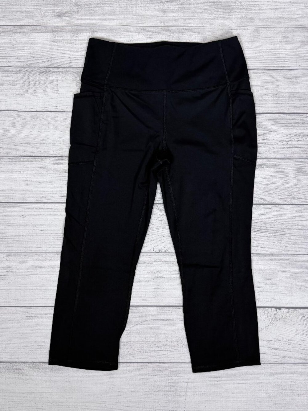 🖤 RBX Ultra Luxe Velvety Smooth Capri Leggings Black XL